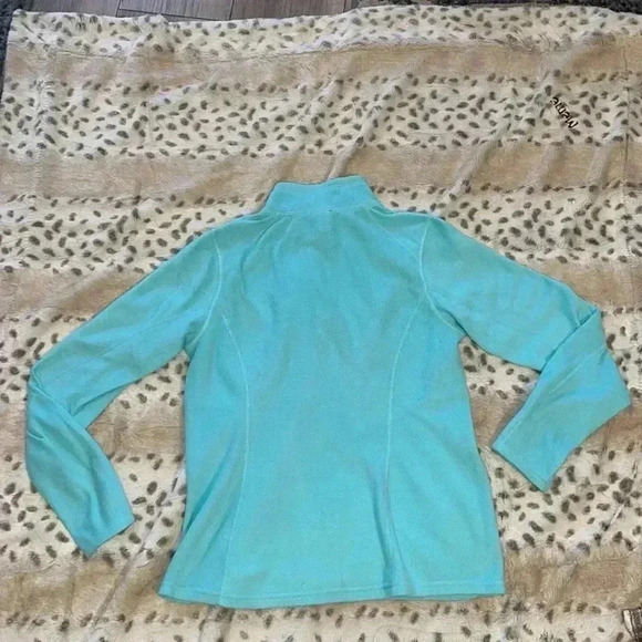 Woman’s Northface Jacket - Picture 2 of 5